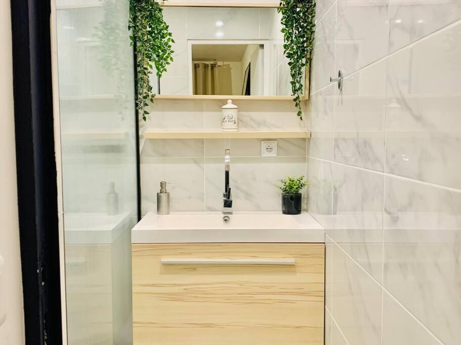 Appartement T2 Ideal Pour Familles Ou Sejour D Affaire Argenteuil Bagian luar foto